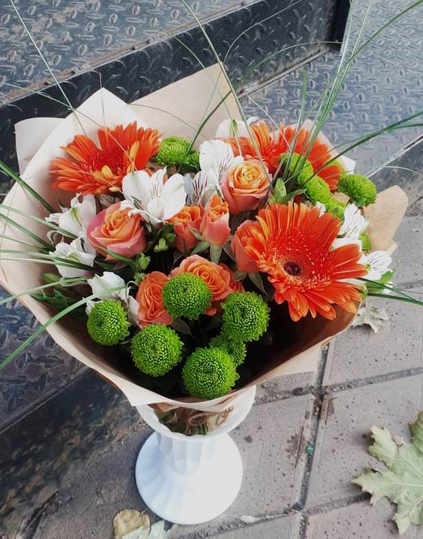 Букет цветов из: Герберы, Хризантемы, Альстромерии и Розы в Себрово