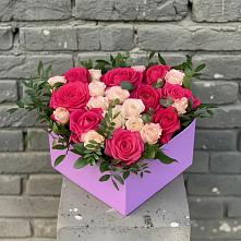 Цветочная композиция из Розы в коробке в Себрово