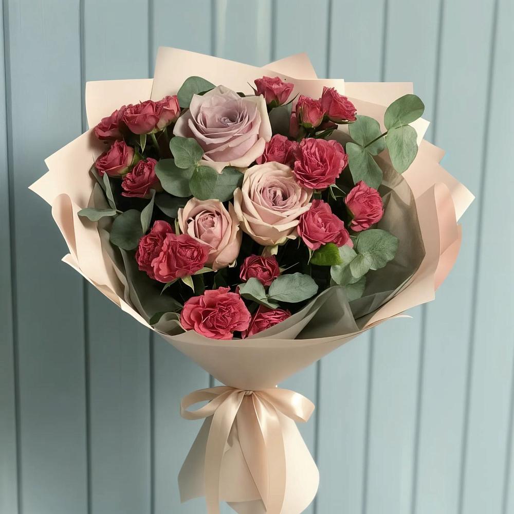 Букет цветов из: Гвоздики и Розы в Себрово