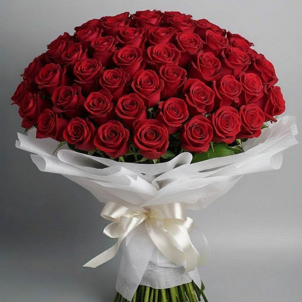 Букет 101 Красная роза Блэк Мэджик в Себрово