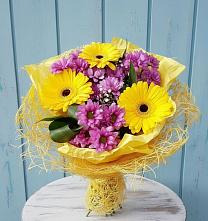 Букет цветов из:  Хризантемы и Герберы в Себрово