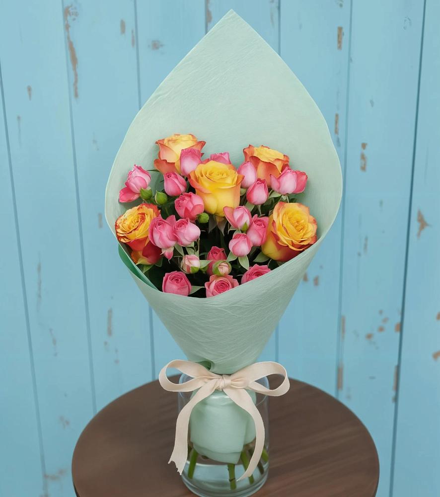 Букет цветов из: Розы в Себрово