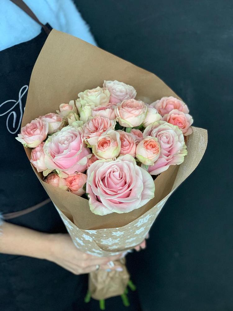 Букет цветов из: Хризантемы и Розы в Себрово