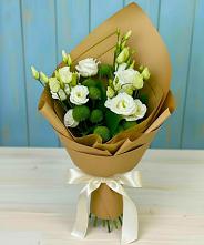 Букет цветов из:  Хризантемы и Лизиантусы в Себрово