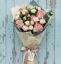 Букет цветов из:  Розы в Себрово