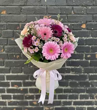 Букет цветов из:  Герберы и Хризантемы в Себрово