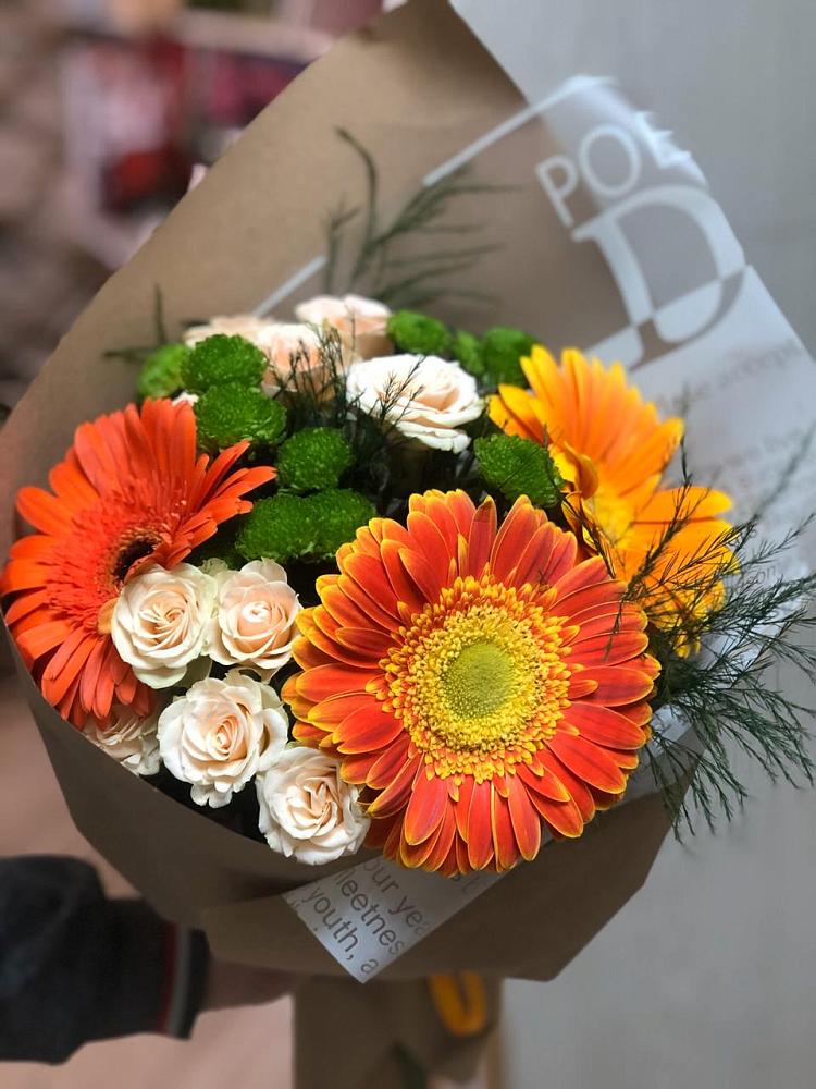 Букет цветов из: Герберы, Хризантемы и Розы в Себрово