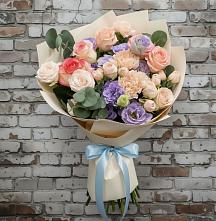 Букет цветов из:  Розы, Лизиантусы и Гвоздики в Себрово
