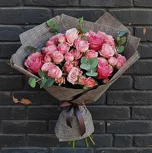 Букет цветов из:  Розы в Себрово